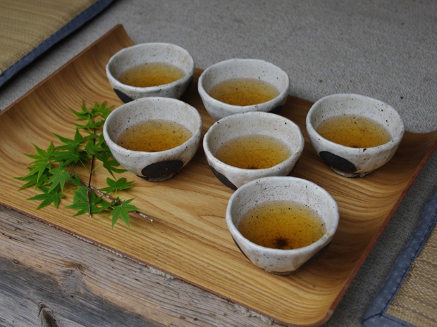 有機番茶紅茶の開発及び販売プロジェクト